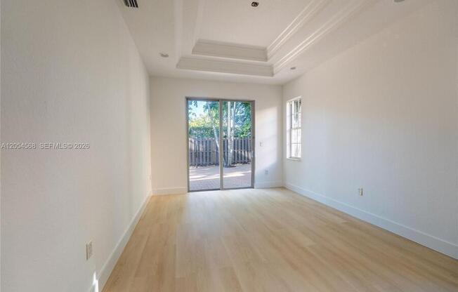 11213 NW 71 TER
