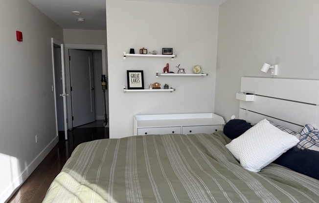 2 beds, 2 baths, 1,200 sqft, $4,500, Unit 414