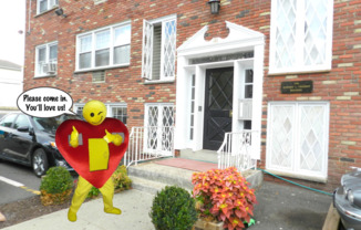 Professional Management, Modern, Large Apt and Heat/HW