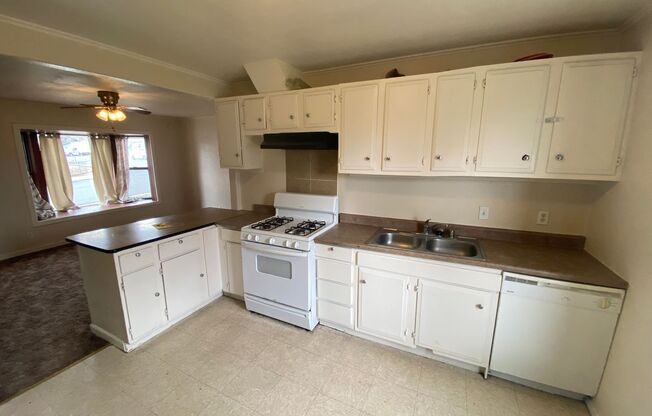 Super Cute 2 bedroom!