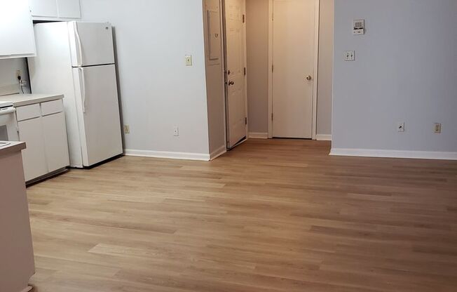 2 beds, 1 bath, 1,050 sqft, $2,800, Unit APTB