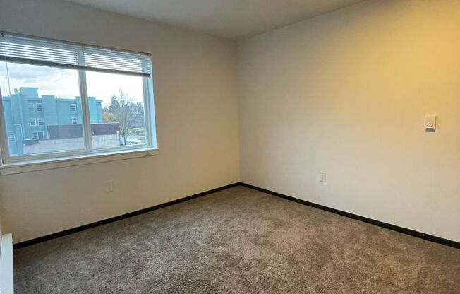 2 beds, 1 bath, 840 sqft, $2,200, Unit 304