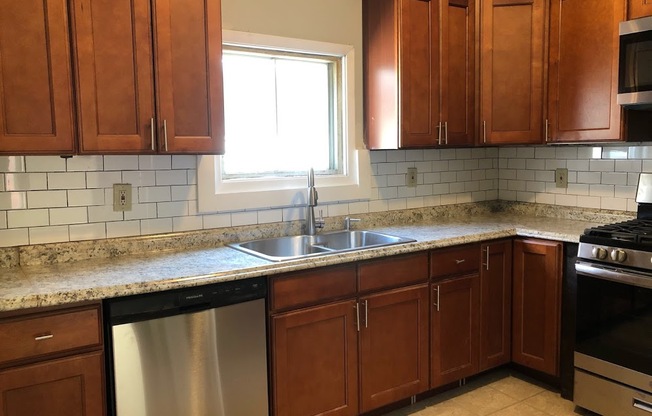 232 W.Delavan ave