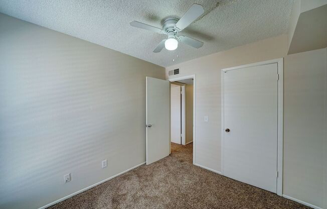 2 beds, 2 baths, $1,350, Unit # 2B