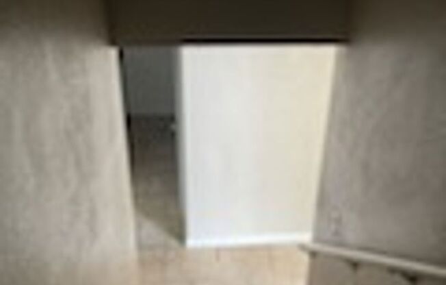 2 beds, 1.5 baths, 1,018 sqft, $1,500, Unit 1001