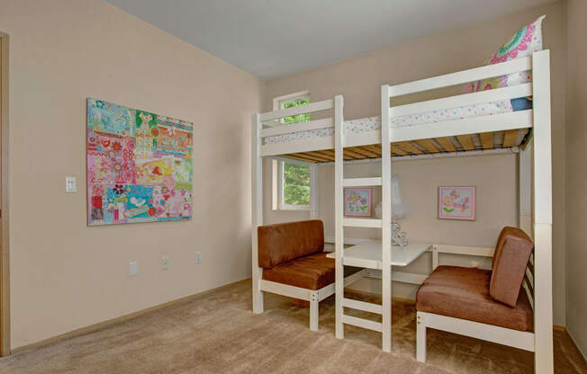 aspen creek bedroom Apartments in Kirkland, WA