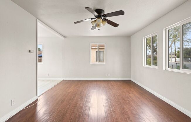 Discover Comfort and Convenience: Spacious 2 Bed, 1 Bath House at 190 E Grand Ave in Pomona!