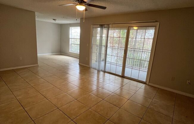2 beds, 2 baths, 1,183 sqft, $1,400, Unit Cypress Pointe 4194D Versailles