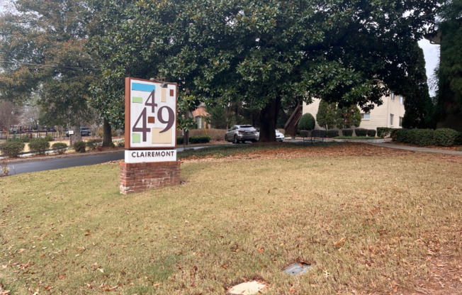 449 CLAIREMONT
