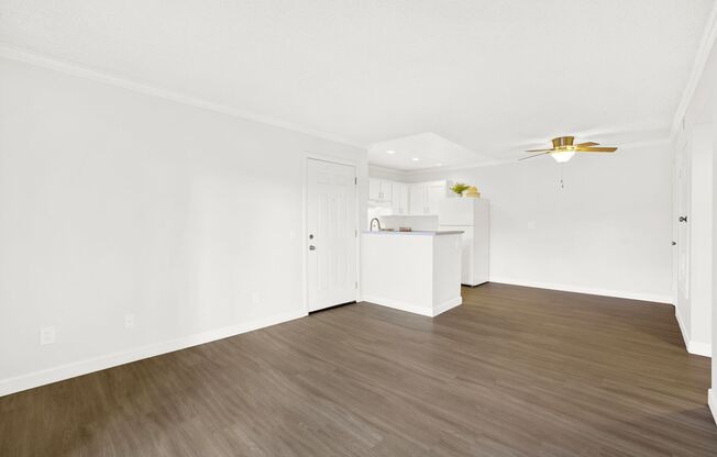 2 beds, 2 baths, 850 sqft, $2,150, Unit J276