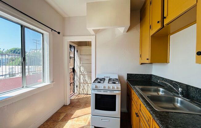 1310 Lilac Apartments