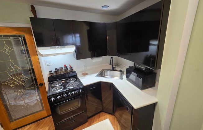 2327  S. Croskey Street