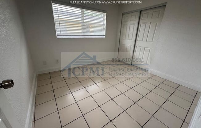 2 beds, 1 bath, 827 sqft, $1,825, Unit 6900- 5th