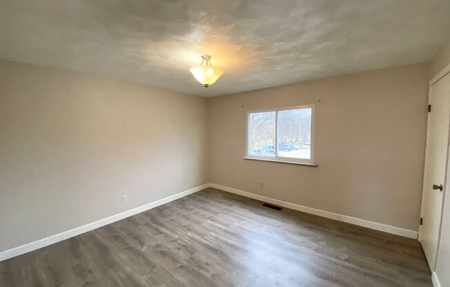 2 beds, 1.5 baths, $950, Unit 1107-C