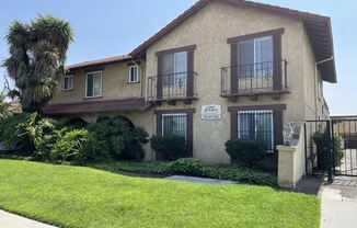565 Moss St #19