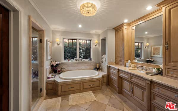 1064 AMALFI DR