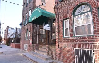 Studio, 1 bath, $890, Unit A33