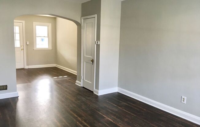 Charming 3 Bedroom/2 Bath Townhome in Baltimore, MD!