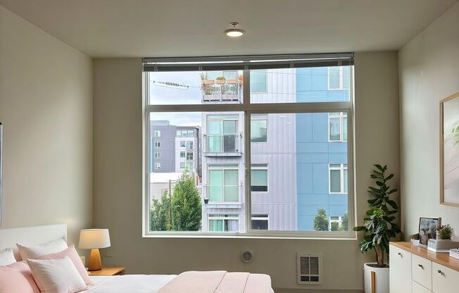 Studio, 1 bath, 306 sqft, $1,295, Unit 415