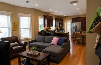 113 HILLSDALE RD