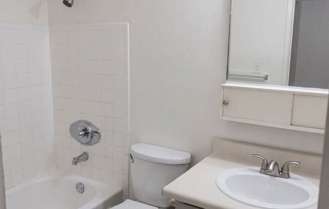 1 bed, 1 bath, 600 sqft, $854, Unit 153