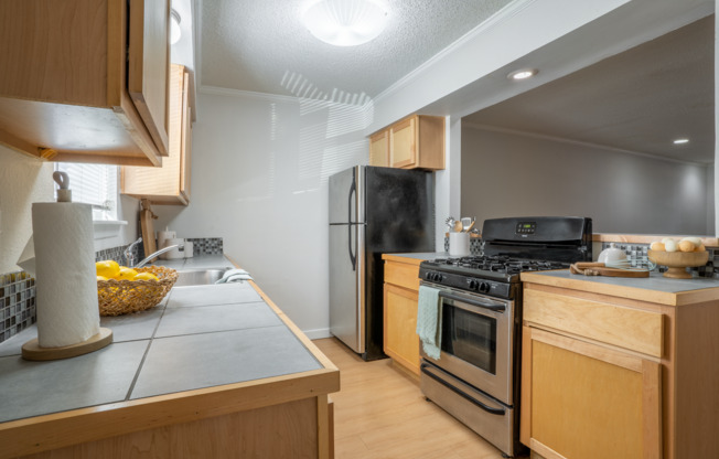 3 beds, 2 baths, 1,287 sqft, $1,600, Unit ABB-1-114