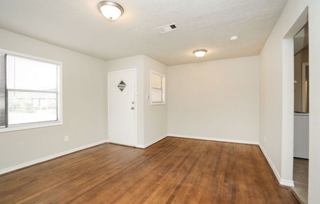 New Year. New Keys! Spacious 4 Bed / 2 Bath in Channelview - Move In Ready