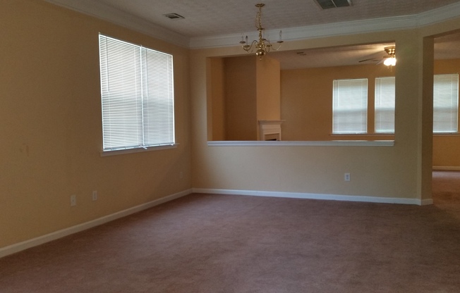 Swim Community - 4bd x 2 1/2bth w/2 Car Garage  (181 Bus Route) no sec 8