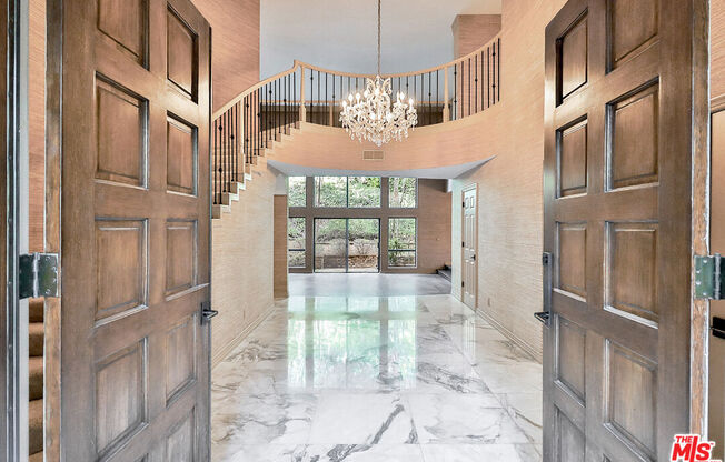 1030 BROOKLAWN DR