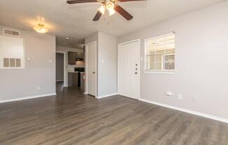 1 bed, 1 bath, 663 sqft, $1,120