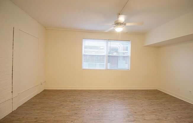 Studio, 1 bath, 530 sqft, $925, Unit The Press - 2208