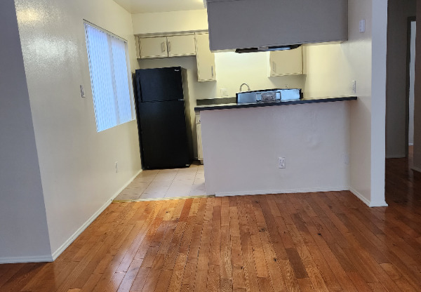 24431 Hawthorne Blvd.