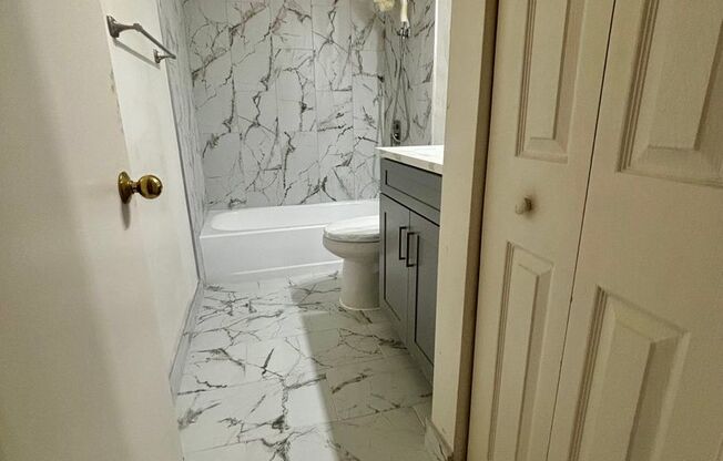 Studio, 1 bath, 552 sqft, $1,549, Unit 201