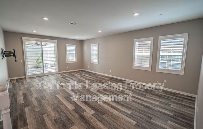 27470 POPPY CT