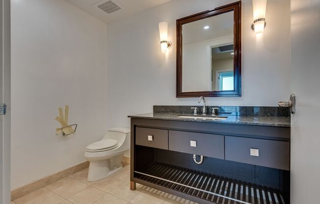 3 beds, 5 baths, $18,975, Unit # 4305