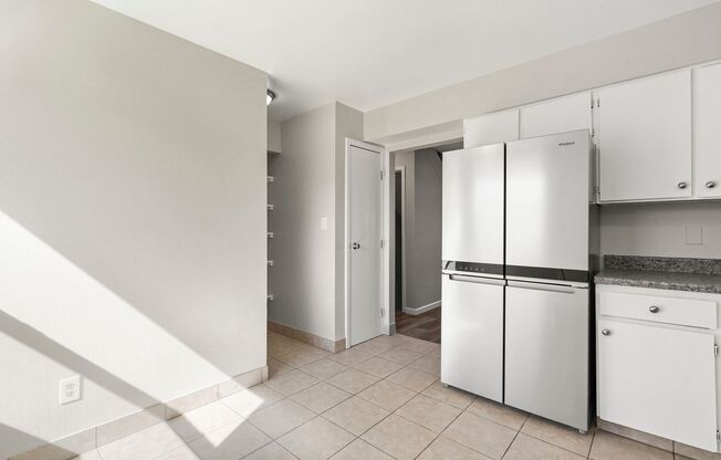 2 beds, 2.5 baths, $1,750, Unit Unit #2