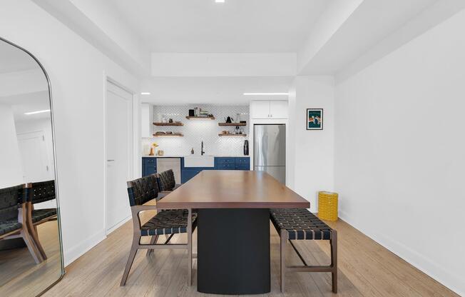 343 4 AVE
