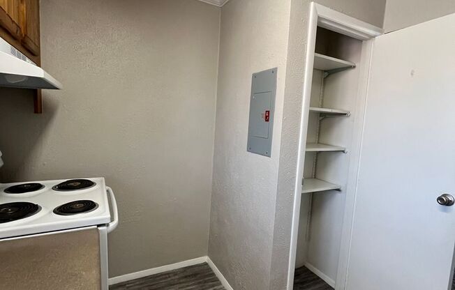 2 beds, 2 baths, 943 sqft, $860, Unit 1510