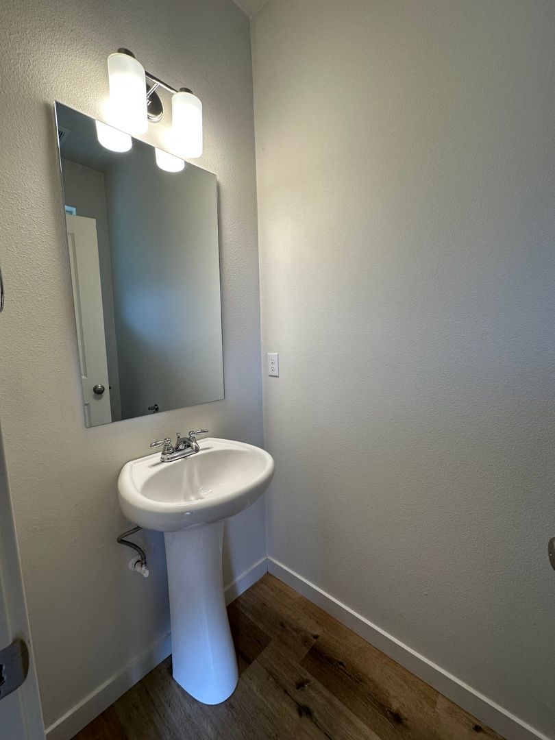 9714 SW Windswept Place ~ Excellent 2-Story Home