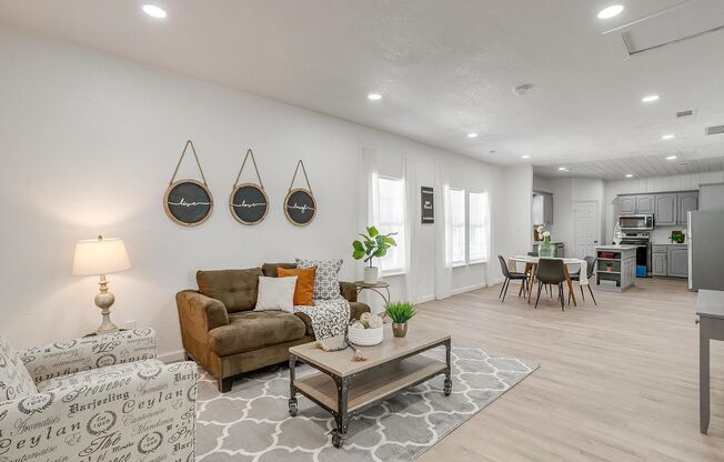 Spacious beautifully designed 3-bed and 2-bath!