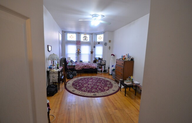 54 Westland Ave