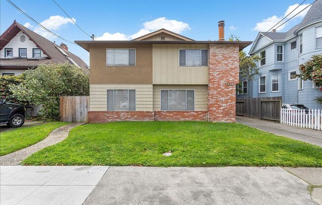 2120 San Antonio Ave #E - 2 bedroom | 2 bath | Upper unit