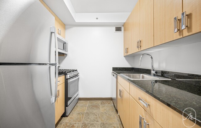 1 bed, 1 bath, 516 sqft, $4,000, Unit 17B