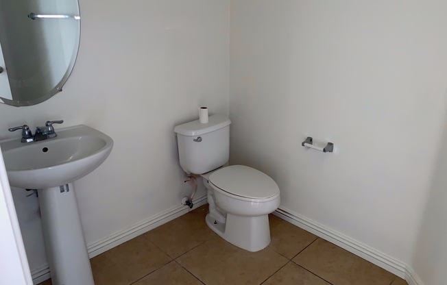Affordable 5 Bedroom Living in Growing Maricopa