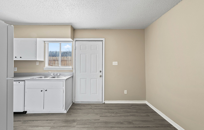 14-811-Serene-Valley-Road-14