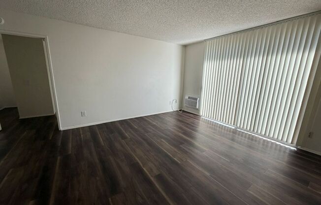 1 bed, 1 bath, 716 sqft, $2,150, Unit D018