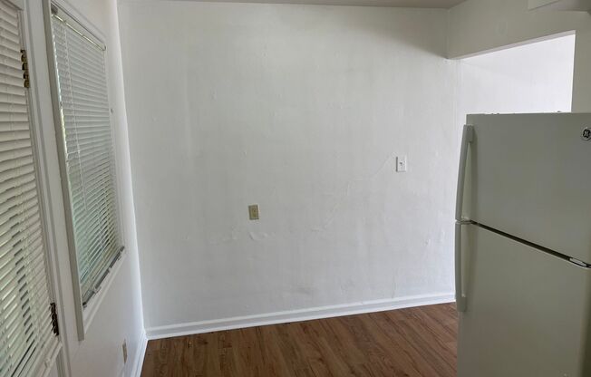 1 bed, 1 bath, 630 sqft, $1,195, Unit #5