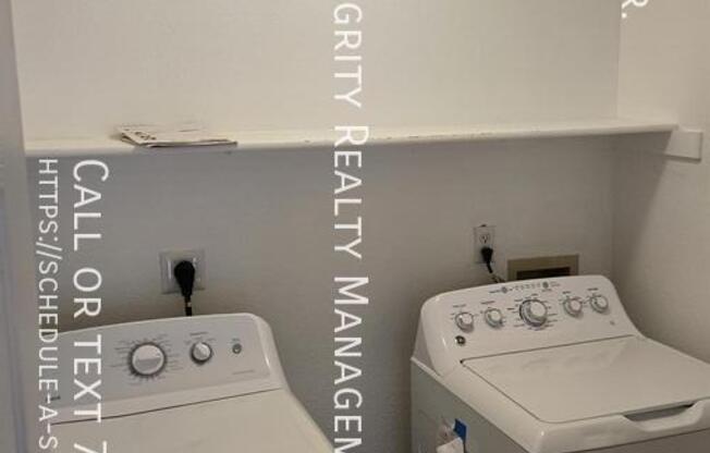 2037 E 102 CIR