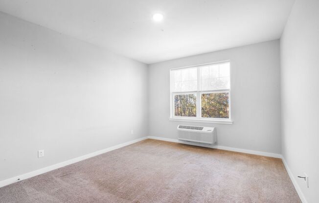 1 bed, 1 bath, 822 sqft, $2,040, Unit 4403