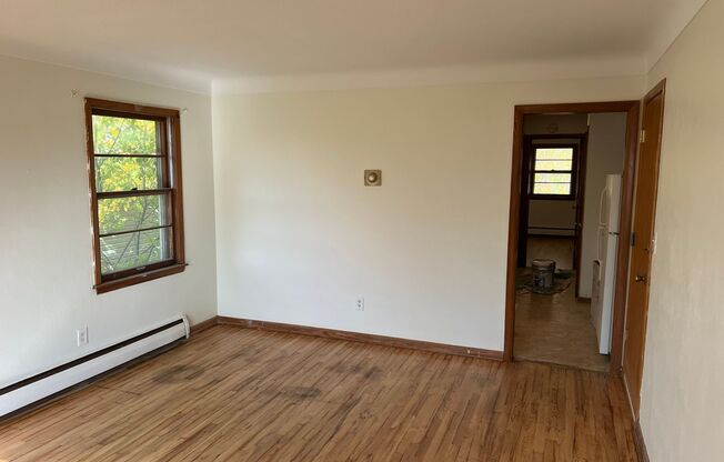 1 bed, 1 bath, $925, Unit 1